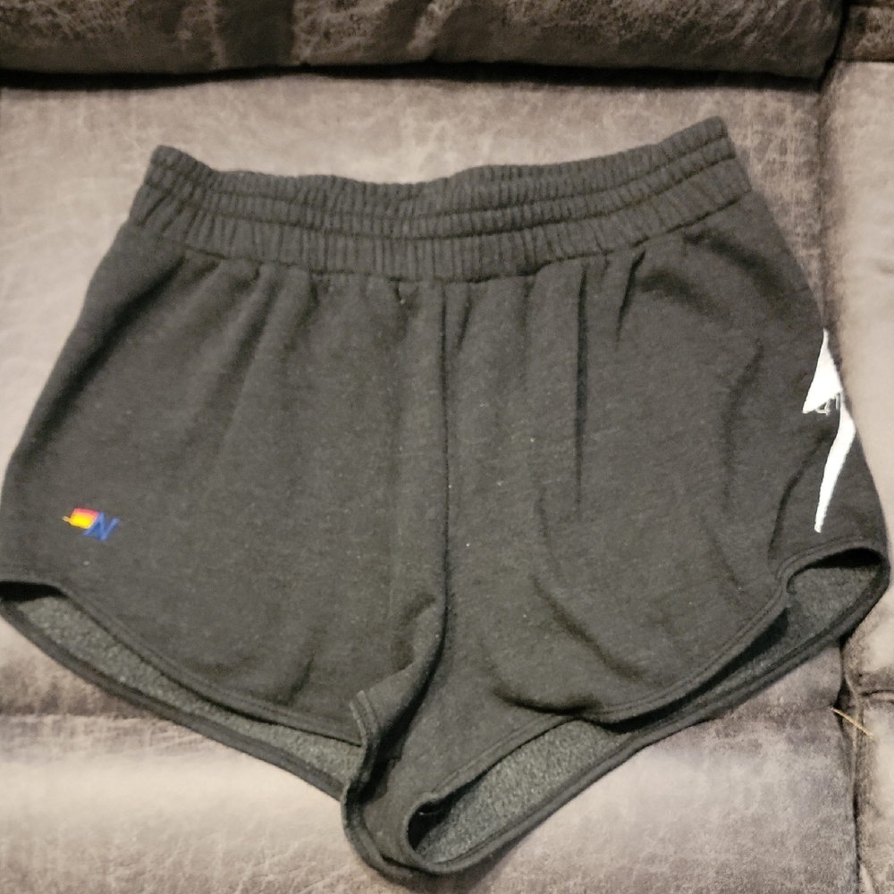AV Shorts